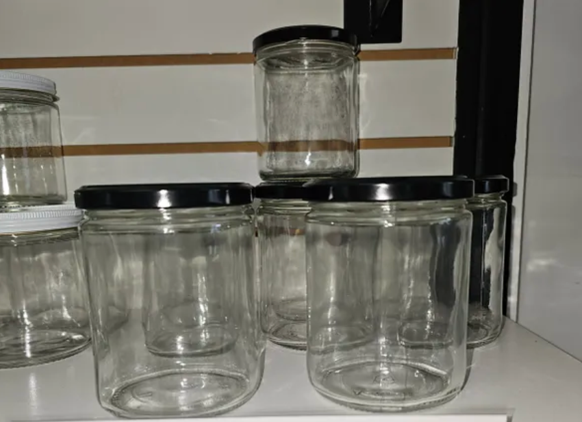 16 oz Salsa Jar with Black Lids